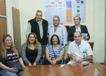 (Conferencia de prensa- Rosana Chávez, Ana Mottino, Norma Urquiza, Carlos Marino, Manuel González y los organizadores de Argentruco)