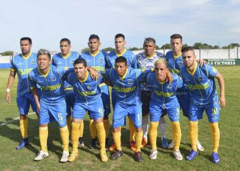 (Once inicial dispuesto por el Lobo Cordone)