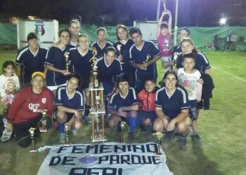 (Parque Real, campeón Copa Campeonato)