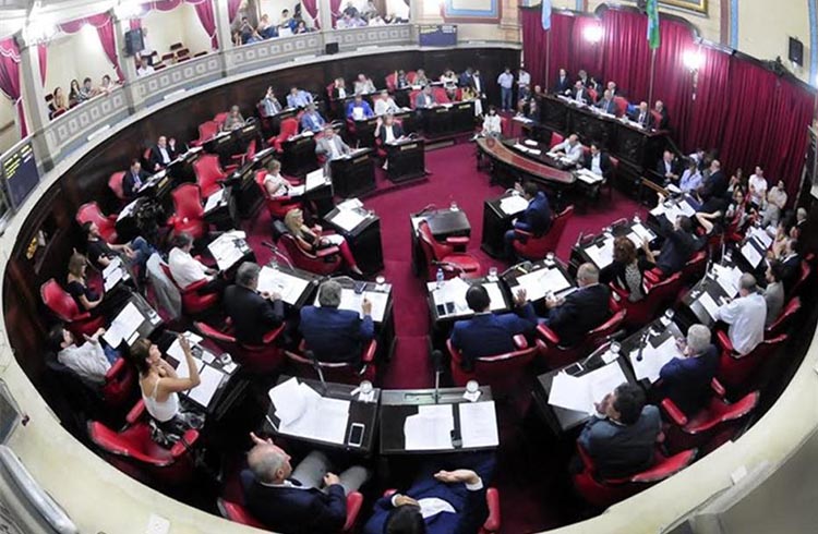 (El Senado de la provincia de Buenos Aires aprobó los nombramientos de jueces, fiscales, y defensores oficiales propuestos por el gobierno provincial, entre los que se encuentran el del fiscal general del departamento Moreno-General Rodríguez)