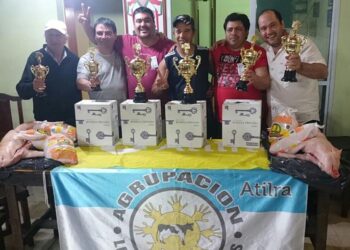 (Los ganadores del Campeonato de truco)