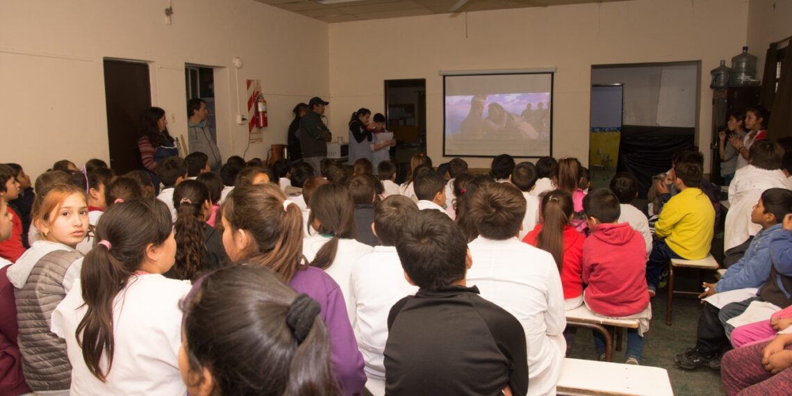 Escuela N° 8 “Hipólito Irigoyen” del Barrio Mi rincón