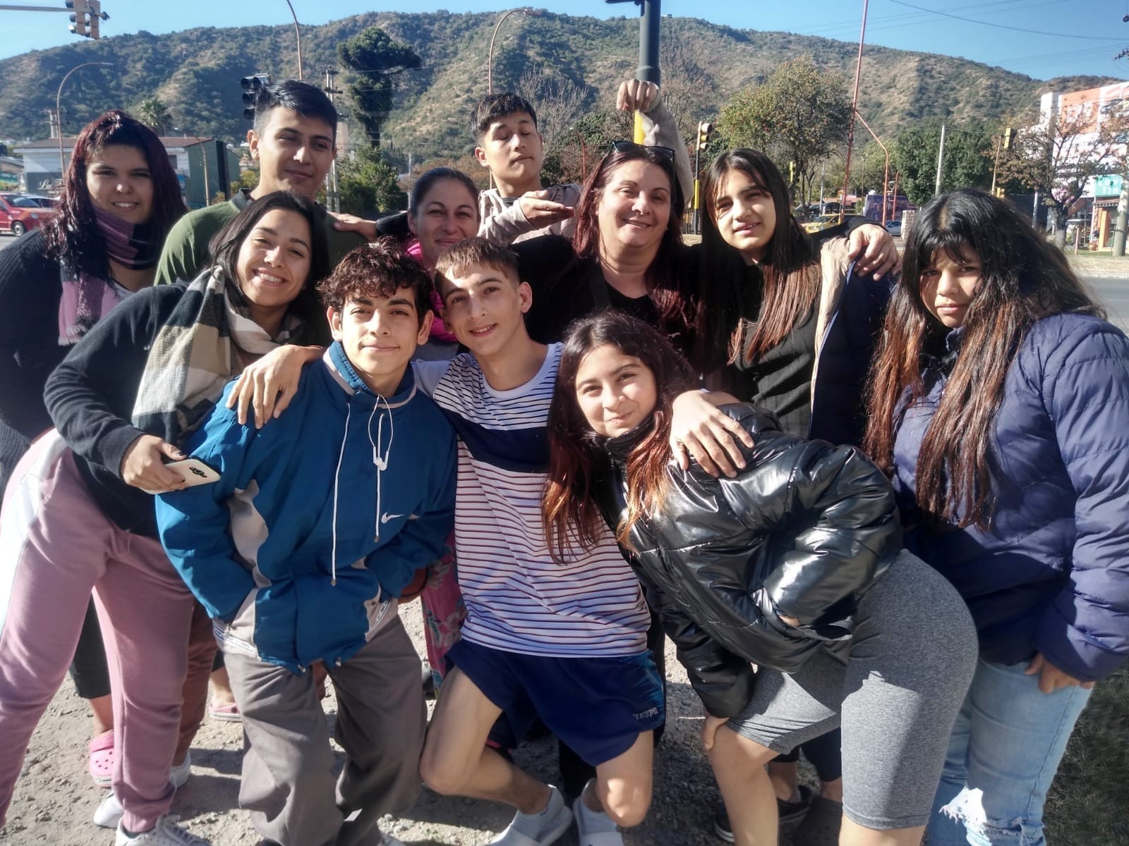 Judokas rodriguenses recorriendo Villa Carlos Paz