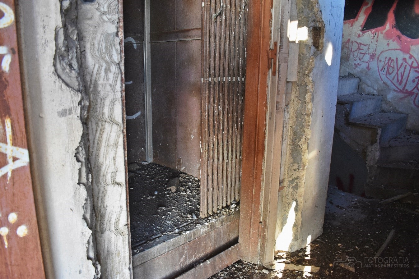 (Ascensor en el décimo piso – Foto: Matías Ballesteros)